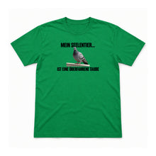 Mein Seelentier ist eine Taube – Unisex T-Shirt – Irish Green – Flat-Lay Vorderseite (Mockup)
