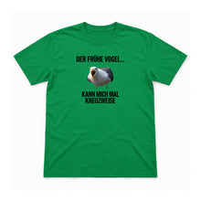 Der frühe Vogel kann mich mal – Unisex T-Shirt – Irish Green – Flat-Lay Vorderseite (Mockup)